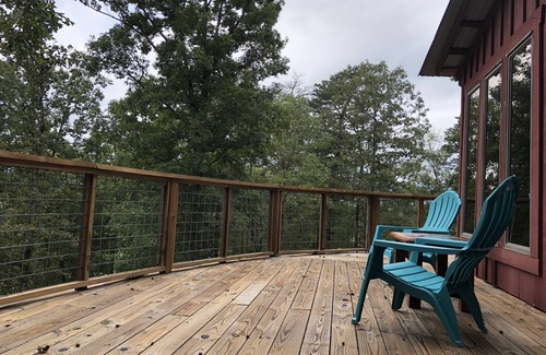 Rising Fawn Cabin | Cabin on the Hill In the Mountains