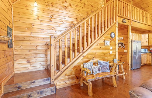 Lake Lure Cabin | Cabin w/Mtn Views, Dogs OK!