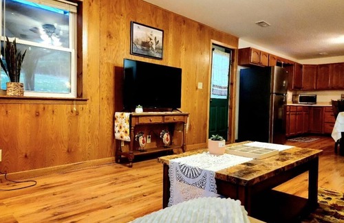 Logan Cabin | Cabin with Hot Tub~Firepit~Games