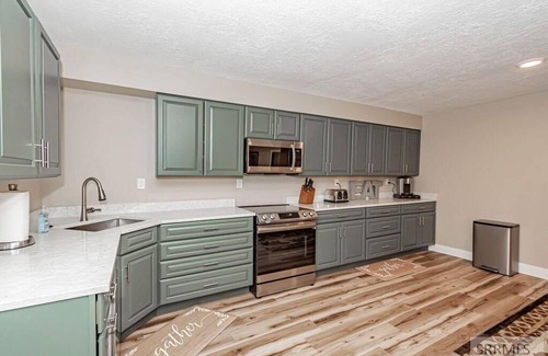 Irwin Cabin | Cabin With Room for Everyone