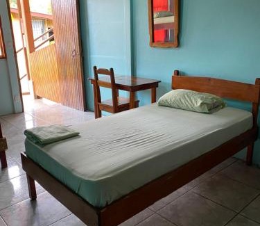 Puerto Viejo de Talamanca Hotel | Cabinas Popular