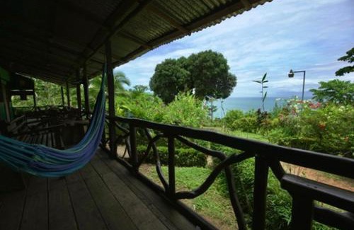 Drake Bay House | Cabinas vista isla del caño corcovado
