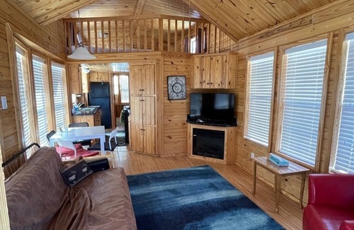 Mammoth Creek Cabin | Cabins by Panguitch Lake: Where Rustic Charm Meets Amazing Fishing!