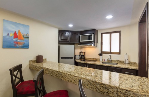 Centro Hotel | Cabo San Lucas Marina Condos