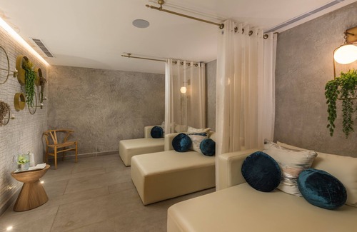 Centro Hotel | Cabo San Lucas Marina Condos