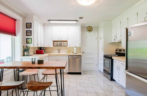 Pensacola House | Cadiz Hideaway
