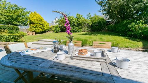 Edern House | Cae Calch