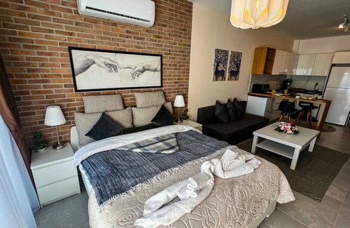 Gastria Apartment | Caesar Blue Aqua Club
