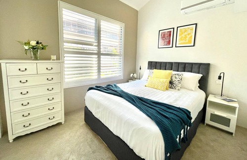 Crows Nest Apartment | Cafe and Restaurant Living in the Heart of Crows Nest - ALEXA