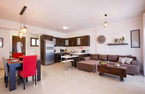 Sfakaki Apartment | Cafe Noir - Sea View Exclusive Maisonette