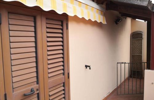 Assemini Apartment | Cagliari Elmas Airport Beautiful Mansarda