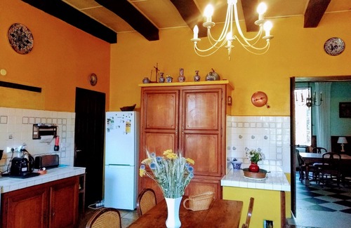 Douelle Villa | CAHORS - Family Manor