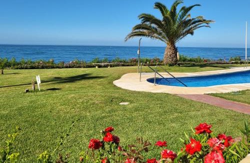 Calahonda Apartment | Calahonda beach paradise