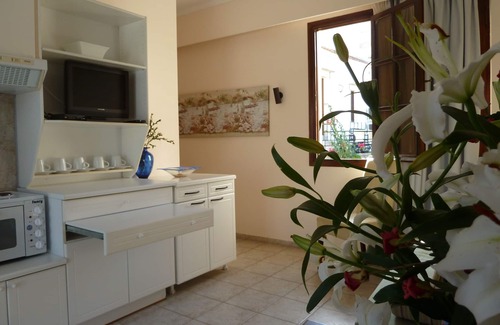 Atsipópoulon Apartment | Calergi Residence 4 -1 BDR/1 LVR Stylish Ap/t - Pool paradise - MONTHLY OFFERS