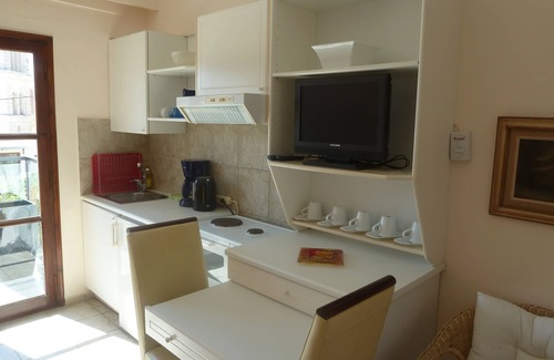 Atsipópoulon Apartment | Calergi Residence 4 -1 BDR/1 LVR Stylish Ap/t - Pool paradise - MONTHLY OFFERS