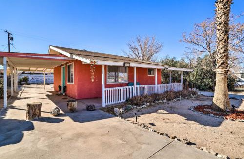 Twentynine Palms House | Cali Desert Oasis with Hot Tub and Mtn Views!