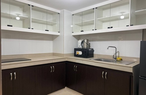 Highway Hills Apartment | Califnia Gardens Square
