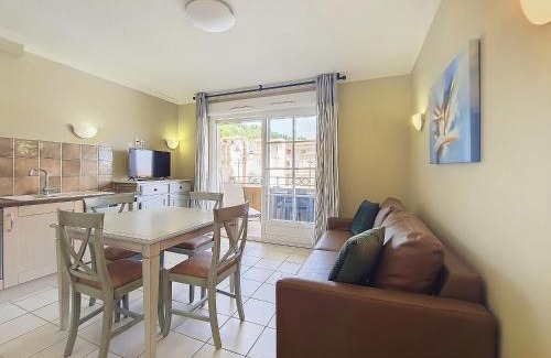 Callian Apartment | Callian : Appartement sécurisé près du Lac, animaux admis - FR-1-779-12