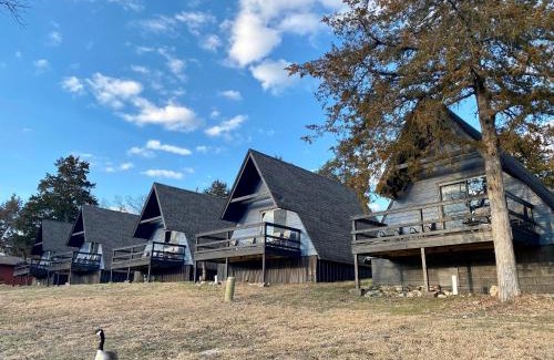 Indian Point Resort | Calm Waters Resort