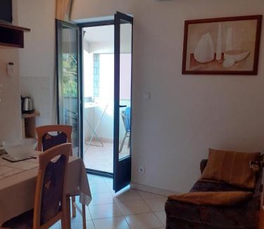 Brulo Apartment | Calmaria Studio Apartments