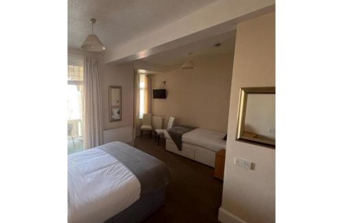 Paignton Hotel | Cambria Hotel