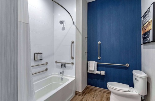 Larkwood Hotel | Cambria Hotel Nashville Airport
