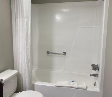 South Oklahoma City Hotel | Cambridge Inn