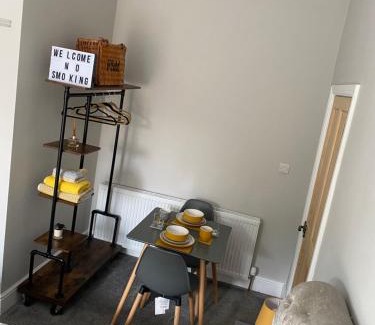 Lytham St. Anne's Apartment | Cambridge Villas Private Studio Lytham St Annes