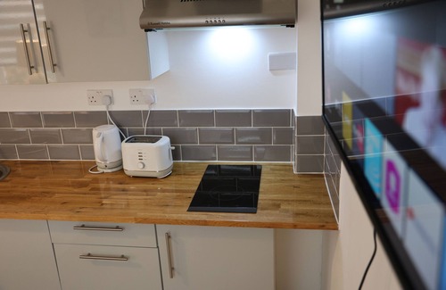 Kentish Town Apartment | Camden Cosy Studio