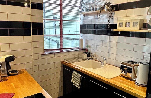 Camden Town Apartment | Camden Skyview Mansion