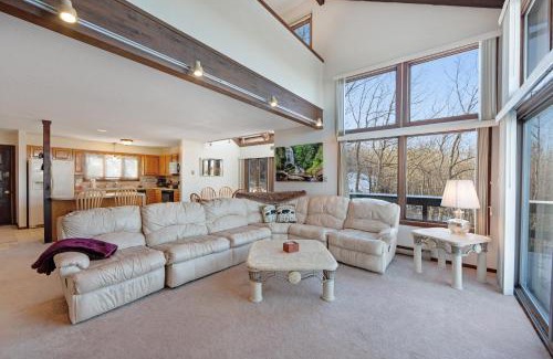 Tannersville House | Camelback 302