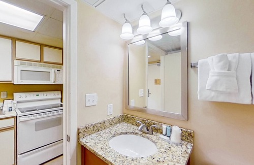 Myrtle Beach Apartment | Camelot By The Sea by Oceana Resorts