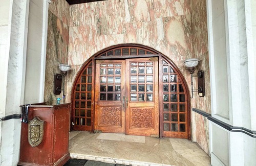 Diliman Hotel | Camelot Hotel Quezon City powered by Cocotel