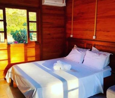 Sao Bonifacio Cabin | Caminhos da Serra do Tabuleiro - Chalé Araucária