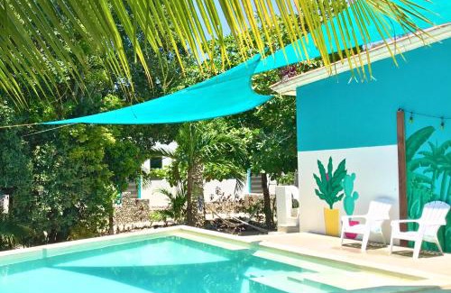 Akumal Apartment | CAMP AKUMAL - Hosted Family Bungalows