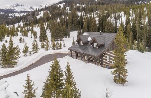 Spanish Peaks House | Camp Arrowhead Cabin