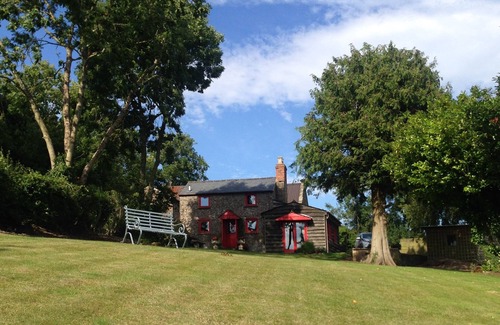 Woolhope Cottage | Camp Cottage the perfect escape and hideaway for a couple and dogs