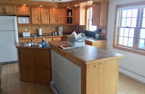 Cooperstown - Otsego Lake House | Camp Unadilla! A historic 3 Bedroom Lakefront Home near Cooperstown