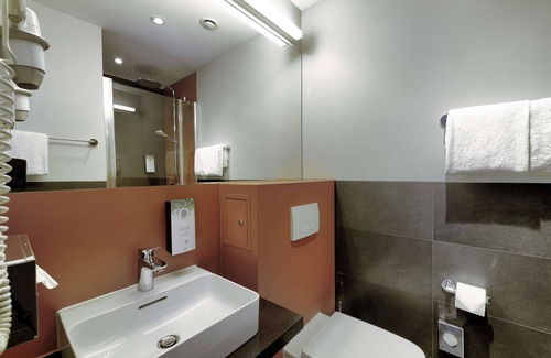 Schoenefeld Hotel | Campanile Berlin Brandenburg Airport