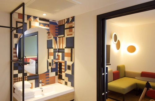 Chevilly-Larue Hotel | Campanile PRIME - Rungis Orly