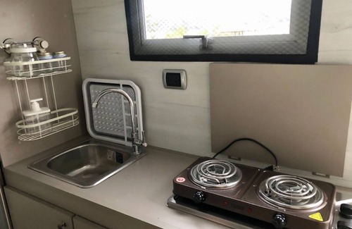 Sesquile House | Camper La Meseta ¡vive la Experiencia de Hospedarte en un Carro Casa!