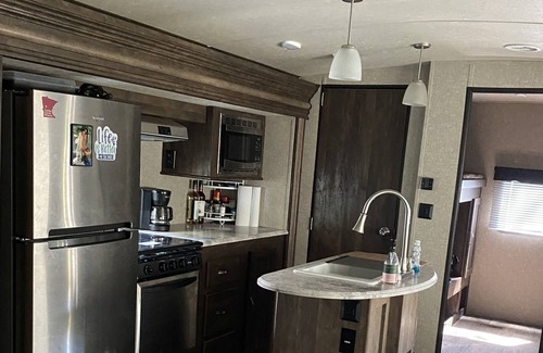 Alexandria Cabin | Camper on Lake Ida! Private Lakefront Lot!