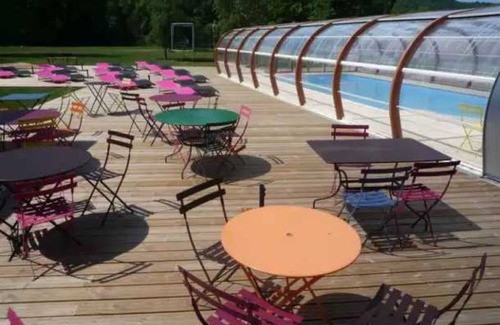 Bar-sur-Aube House | Camping 2 étoiles - Piscine - eeceaf