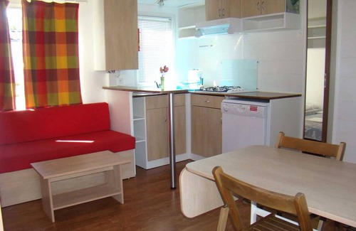 Saint Sozy House | Camping 2 étoiles - Piscine - ccab0ih
