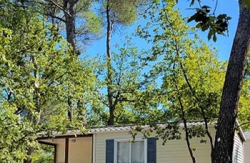 Peynier House | Camping 3 étoiles - Piscine - ccbbhgi