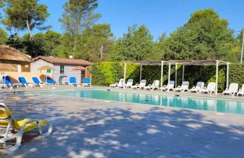 Peynier House | Camping 3 étoiles - Piscine - ccbbhha