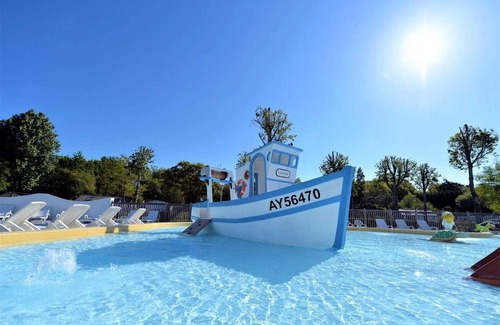 La Trinite-sur-Mer House | Camping 4 étoiles - Piscine - eeiaee