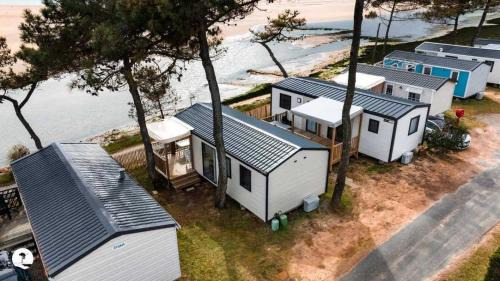 La Faute-sur-Mer Other | Camping 4 étoiles - Piscine - eeheah