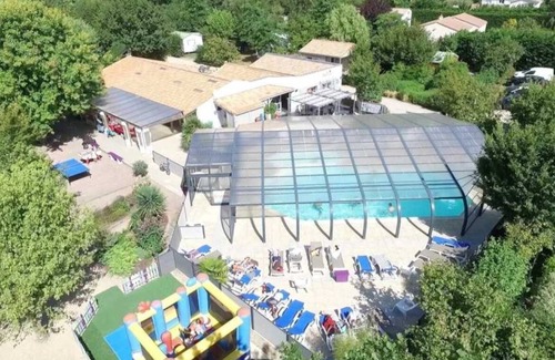 Apremont House | Camping 4 étoiles - Piscine - ccahih0