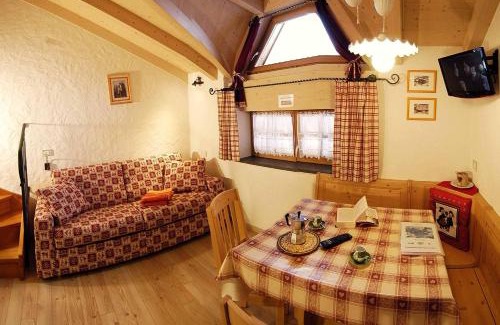 San Giovanni di Fassa Apartment | Camping Catinaccio Rosengarten